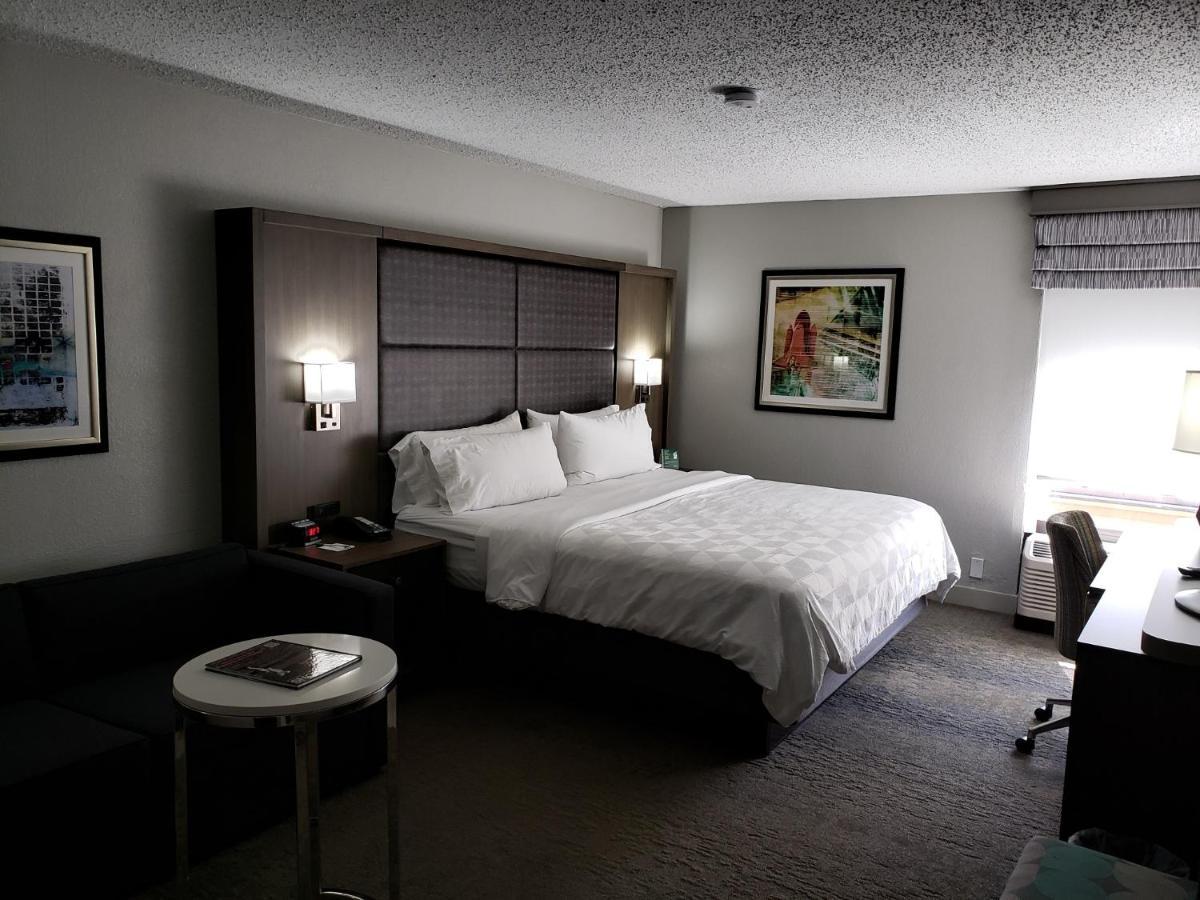 Holiday Inn Huntsville - Research Park By Ihg Exterior foto