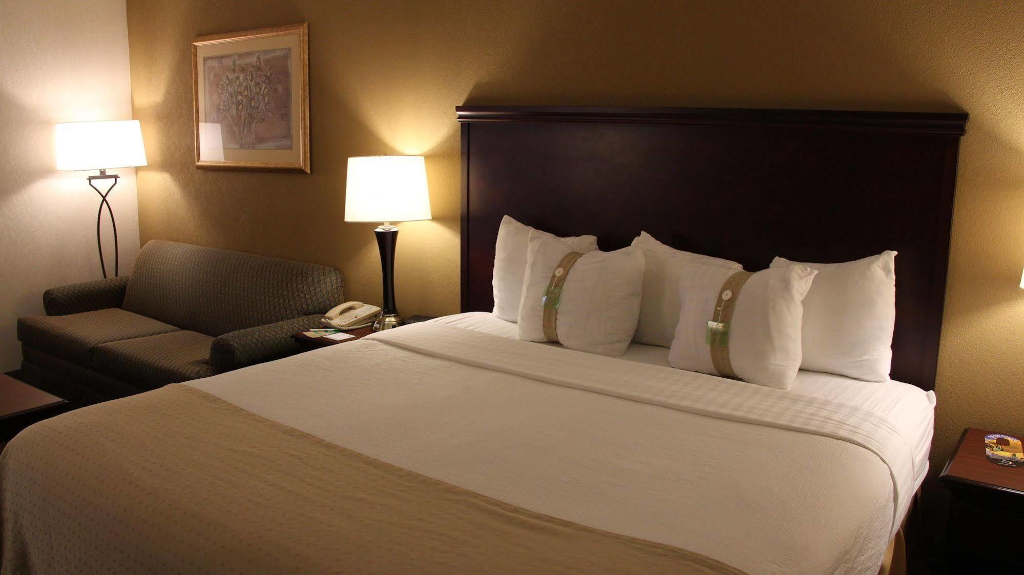Holiday Inn Huntsville - Research Park By Ihg Exterior foto